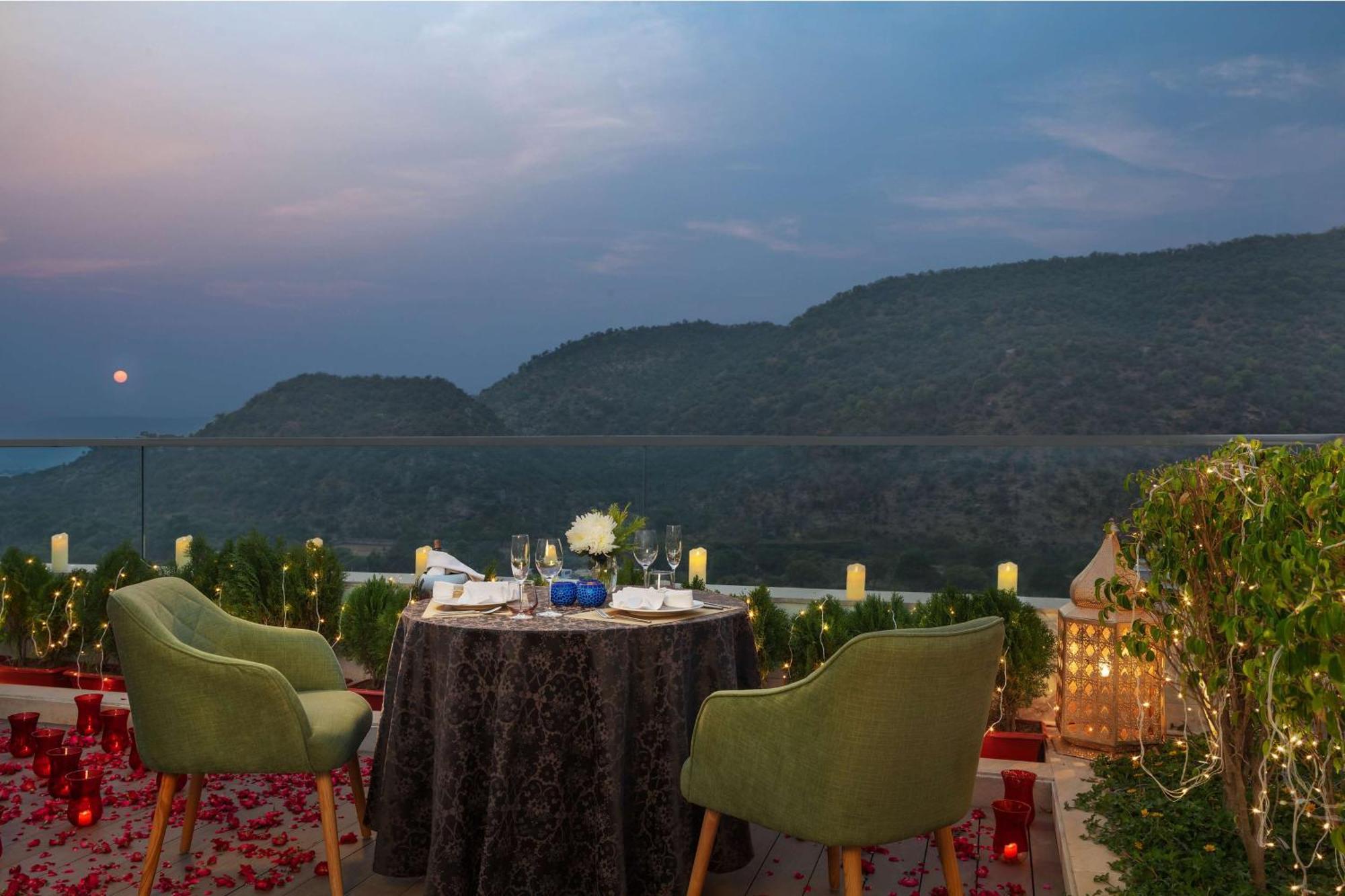 Doubletree By Hilton Jaipur Amer Extérieur photo