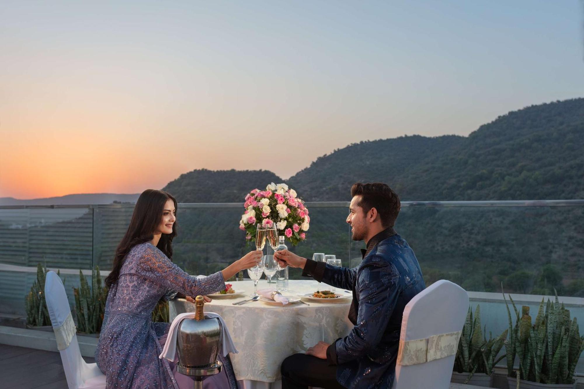 Doubletree By Hilton Jaipur Amer Extérieur photo