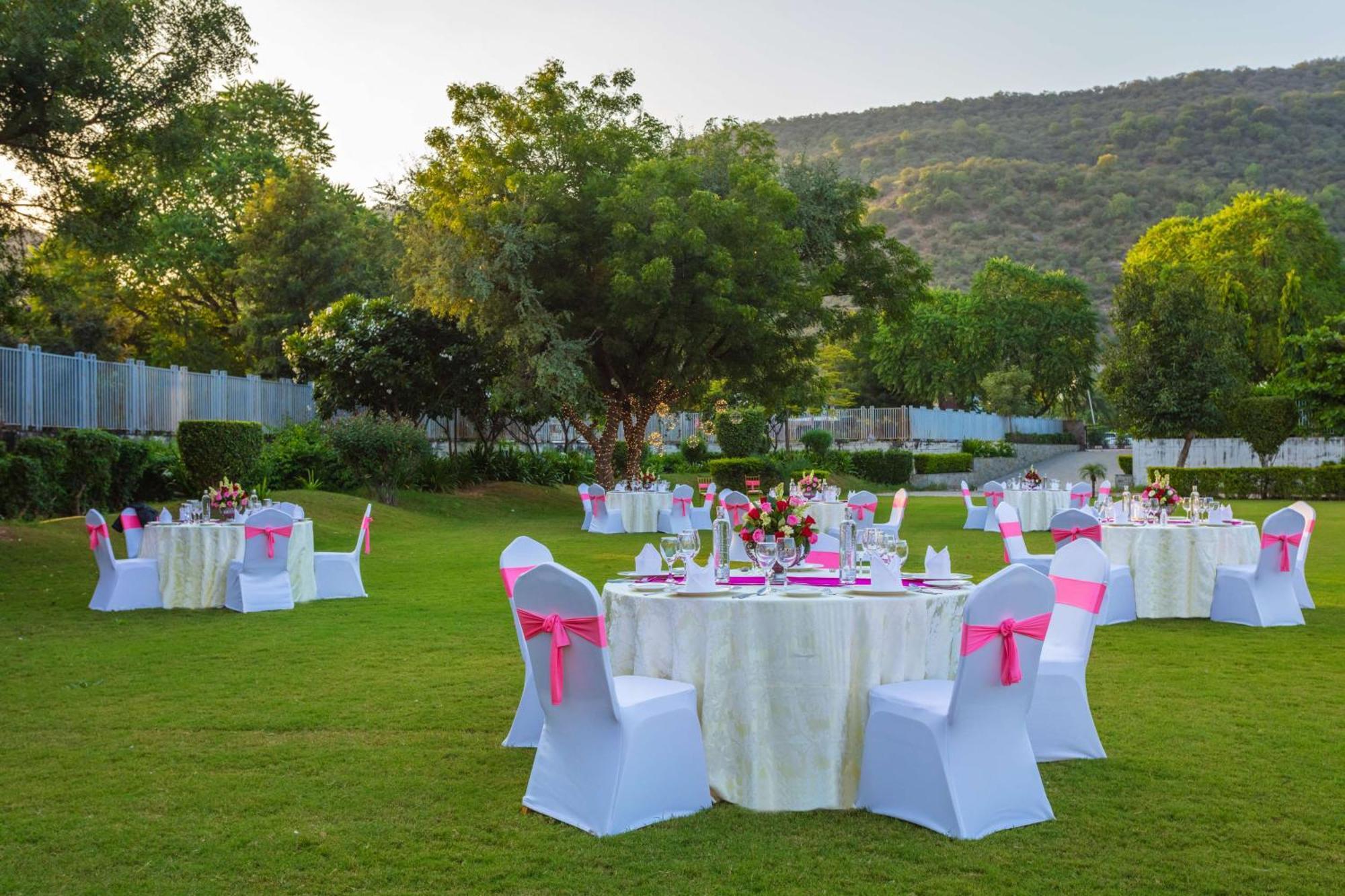 Doubletree By Hilton Jaipur Amer Extérieur photo